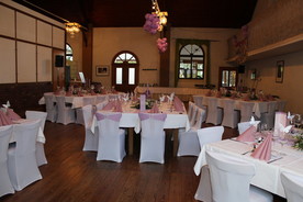Saal Festsaal Weingut Hotel Restaurant Saalbau In Morstadt