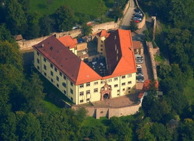 Hochzeitsreportage Hochzeitsfotograf Pforzheim Neuenbuerg Schloss
