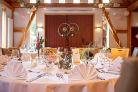 Hochzeit Auf Einem Bauernhof I Hochzeitskapelle Callenberg
